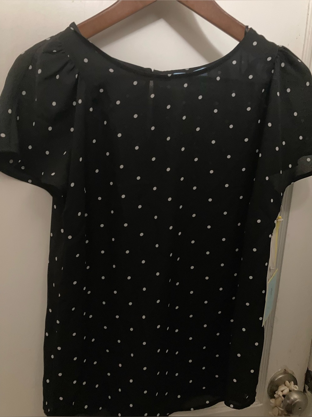 CeCe small Black with white polka dot NWT cap sleeve blouse
